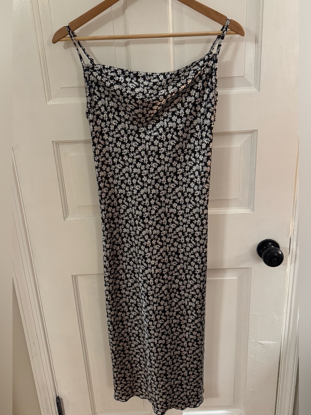 Bebe Satin-like Black Midi Dress with White Daisy Print